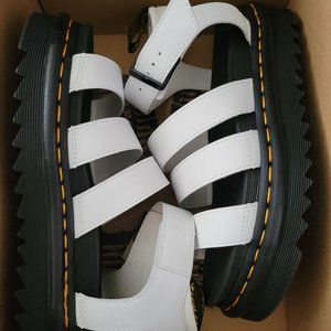 Size 7 Blaire White Hydro Leather Doc Martens Sandals